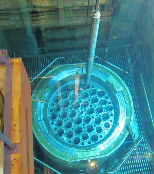 Panaudoto branduolinio kuro saugykloje – pirmas konteineris su pažeistu kuru